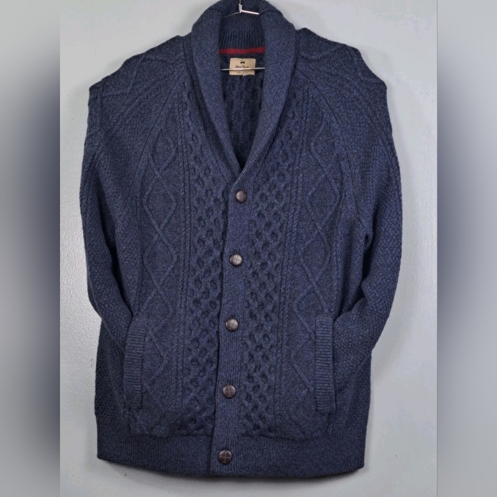 WindRiver Men's Heritage Cable Cardigan Sweater – Timeless Canadian Classic!